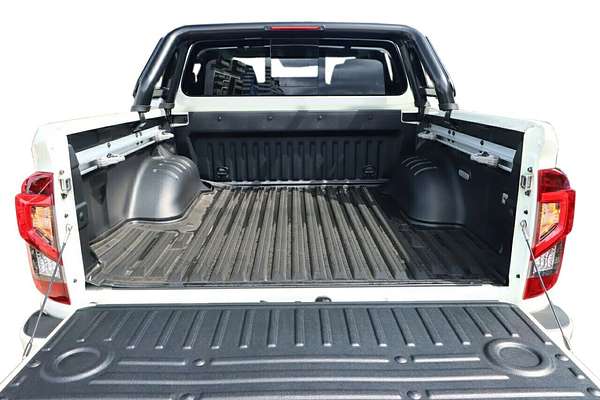 2024 Nissan Navara PRO-4X Warrior D23 4X4