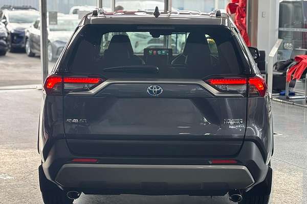 2024 Toyota RAV4 Cruiser AXAH54R