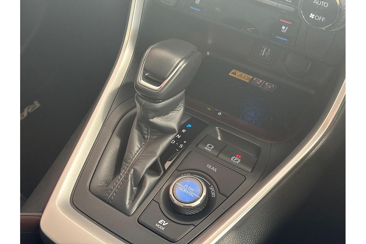 2024 Toyota RAV4 Cruiser AXAH54R