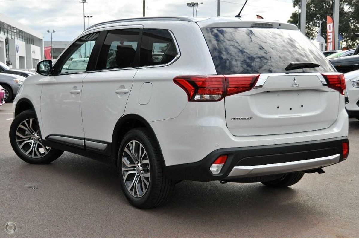2016 Mitsubishi Outlander LS ZK
