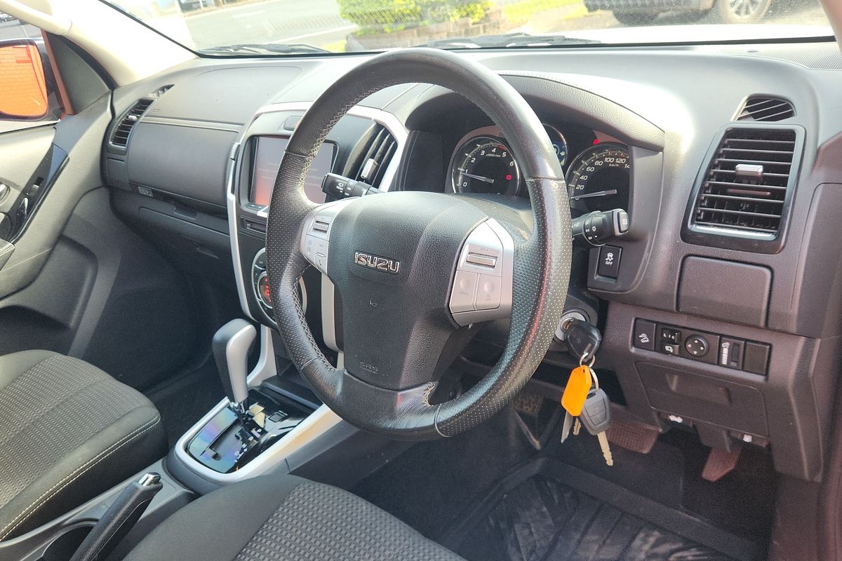 2020 Isuzu MU-X LS-U