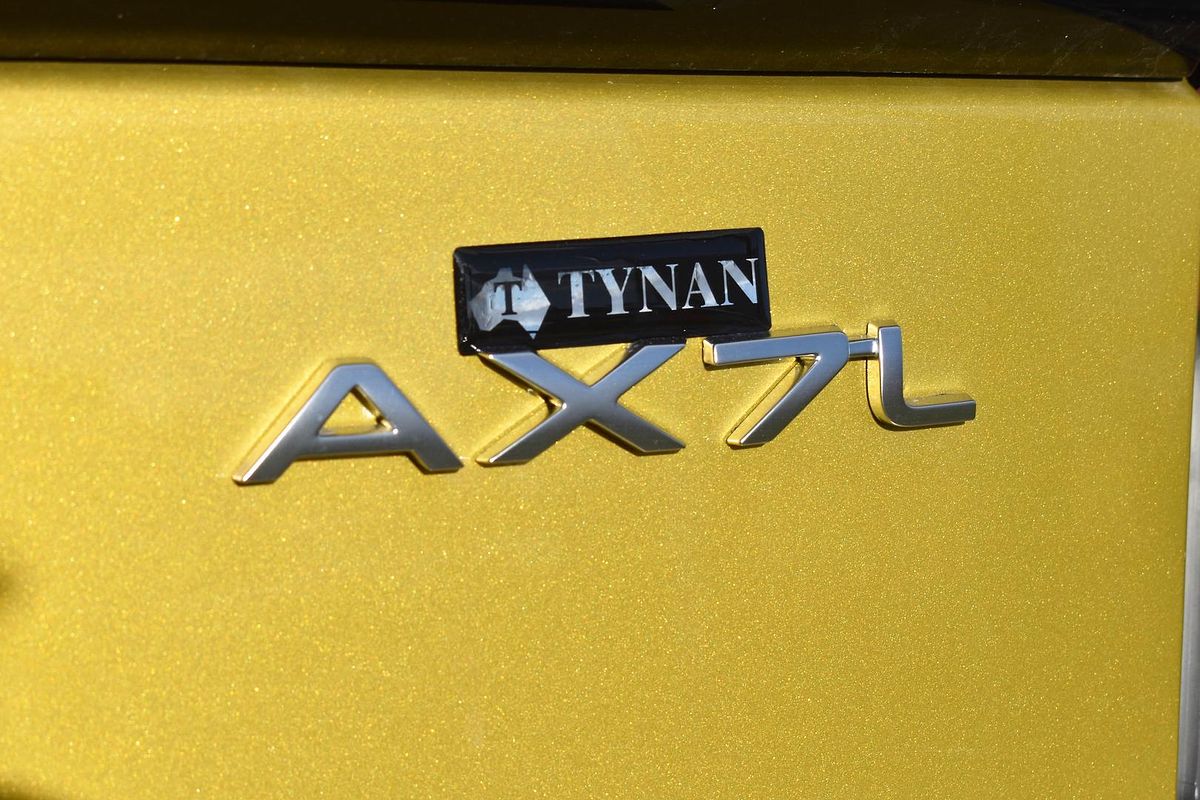 2025 Mahindra XUV3XO AX7L