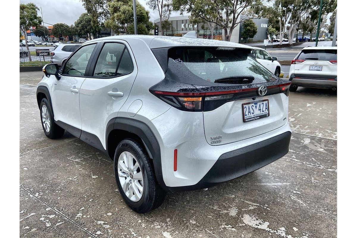 2024 Toyota Yaris Cross GX MXPJ15R