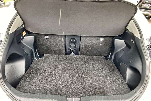 2024 Toyota Yaris Cross GX MXPJ15R
