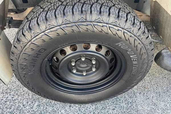 2019 Toyota Hilux SR GUN126R 4X4