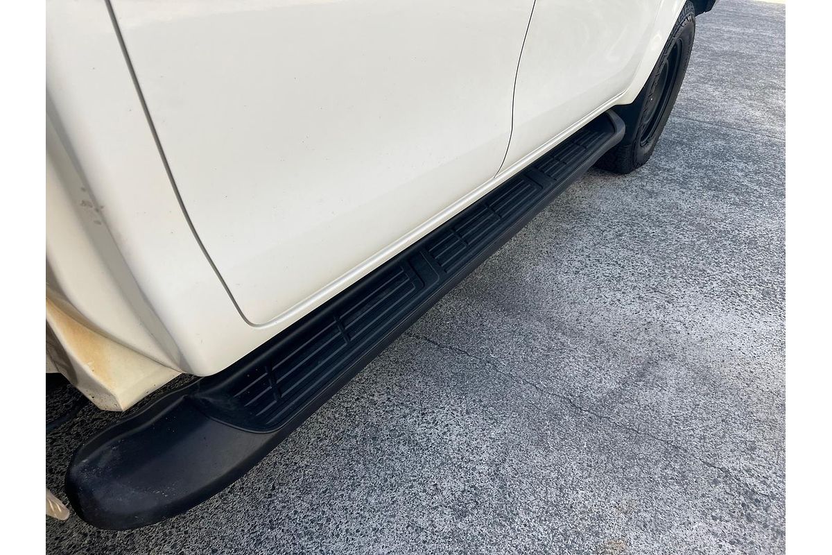 2019 Toyota Hilux SR GUN126R 4X4