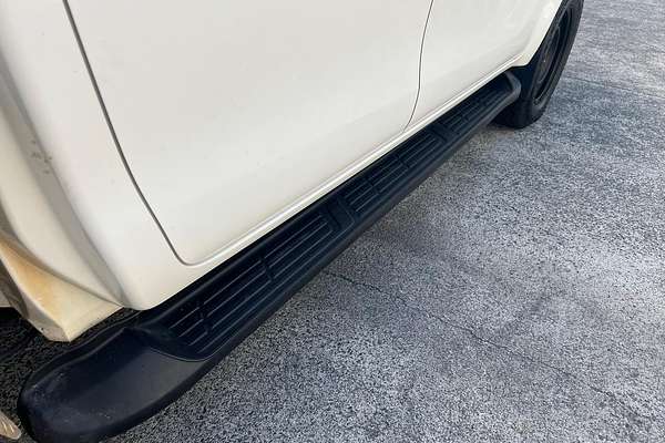 2019 Toyota Hilux SR GUN126R 4X4