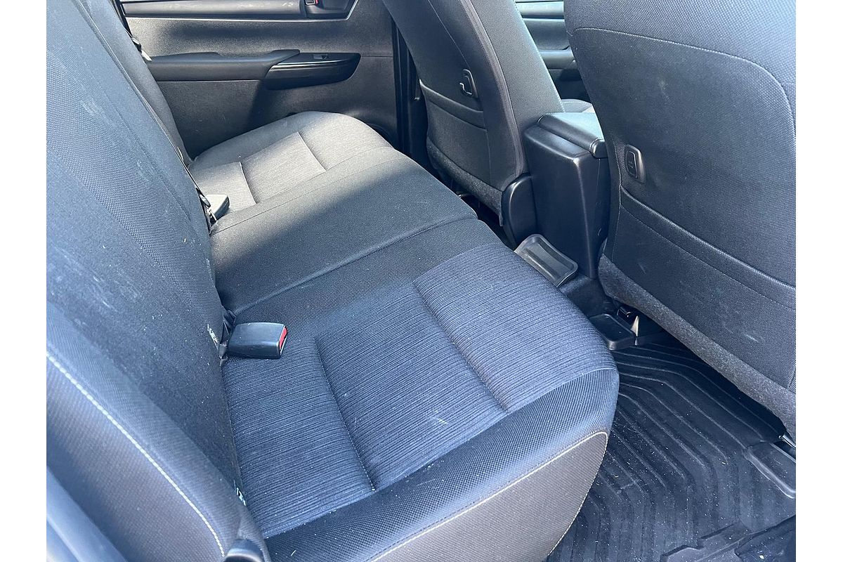 2019 Toyota Hilux SR GUN126R 4X4