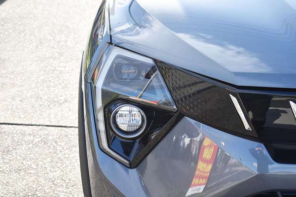 2025 Mahindra XUV3XO AX7L