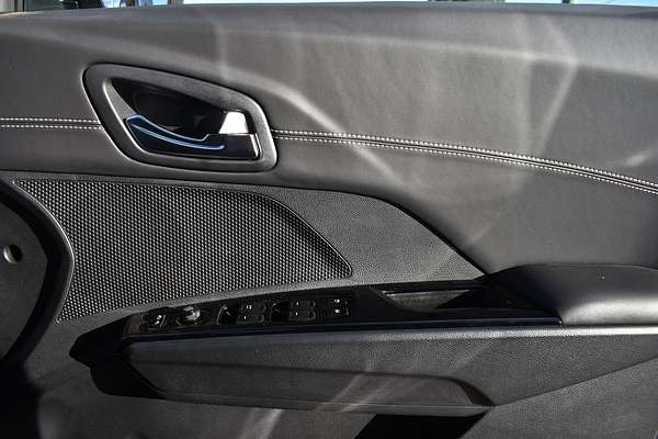 2025 Mahindra XUV3XO AX7L