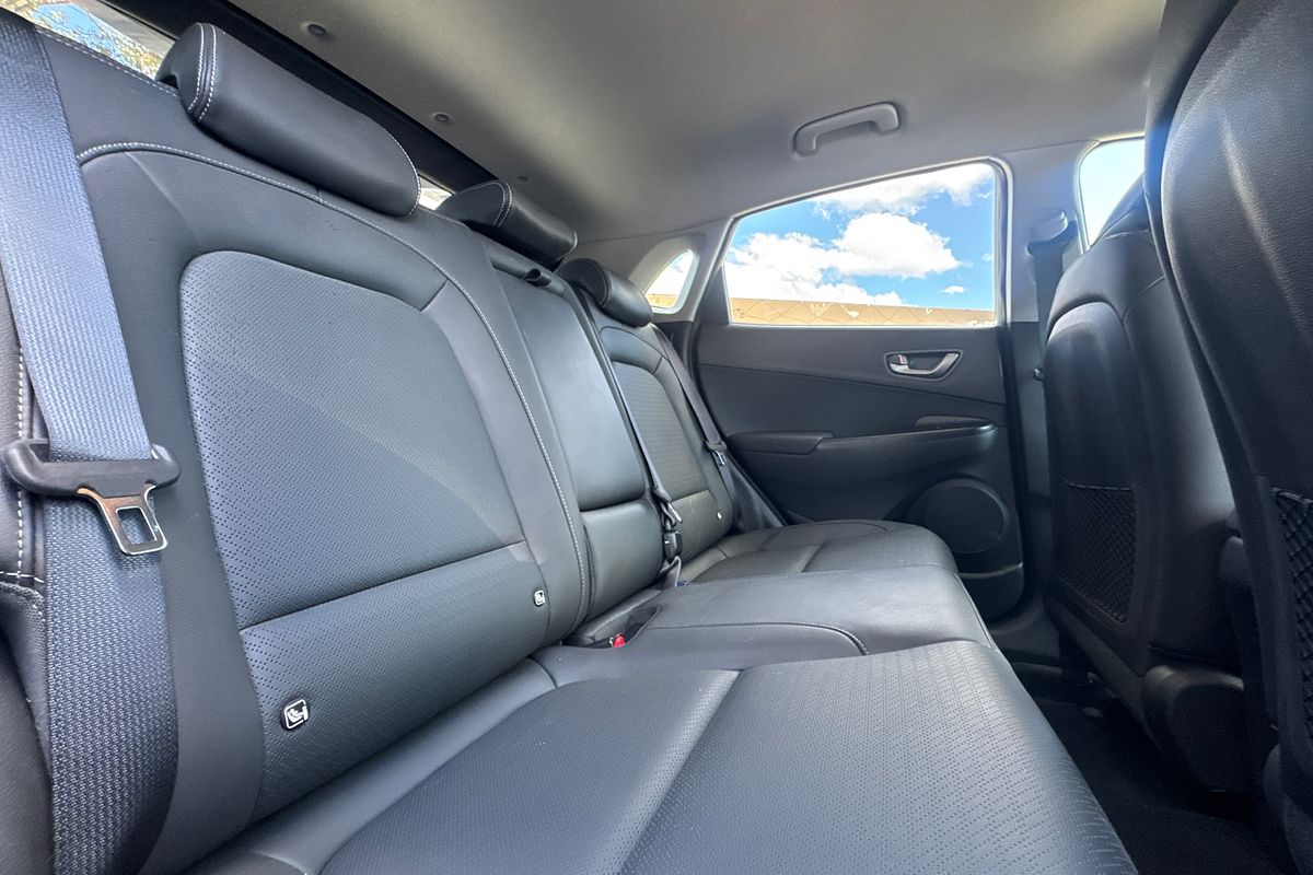 2020 Hyundai Kona Elite OS.3