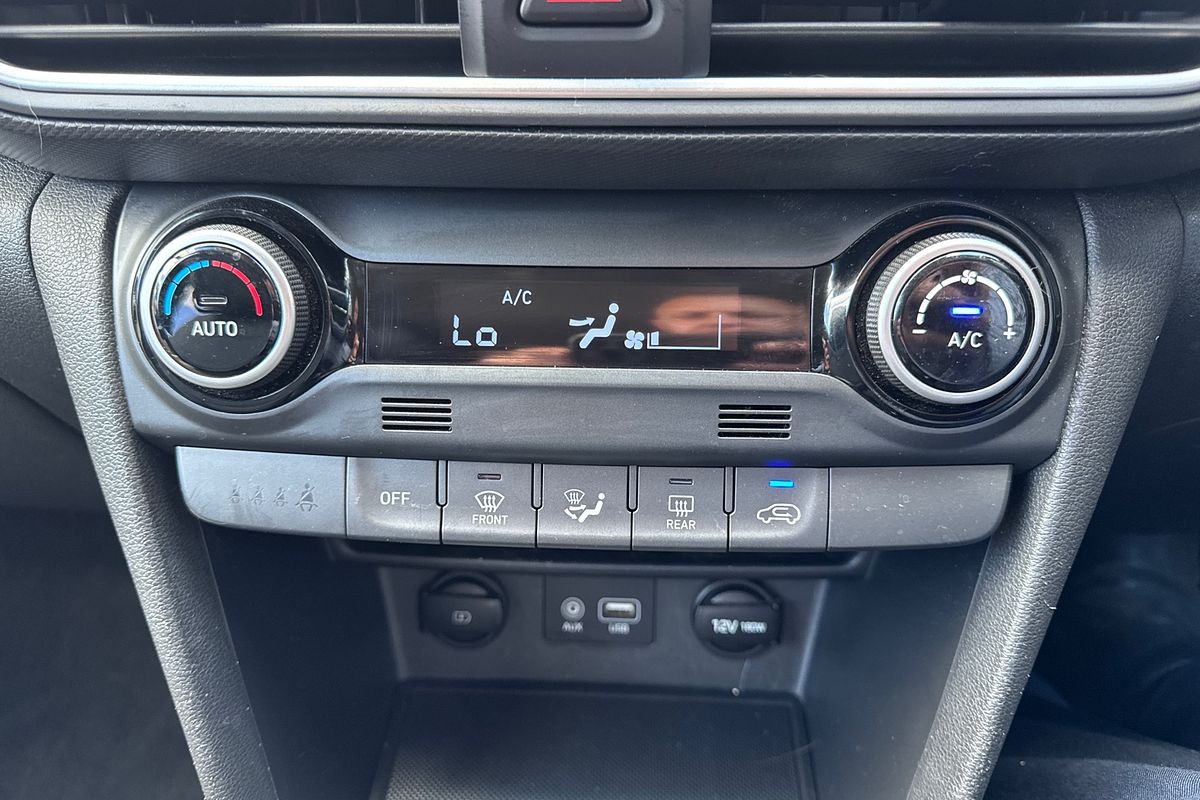 2020 Hyundai Kona Elite OS.3