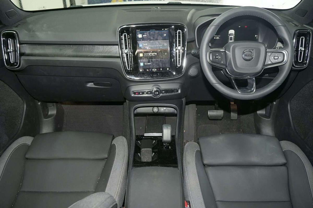 2024 Volvo XC40 Recharge Twin Pure Electric