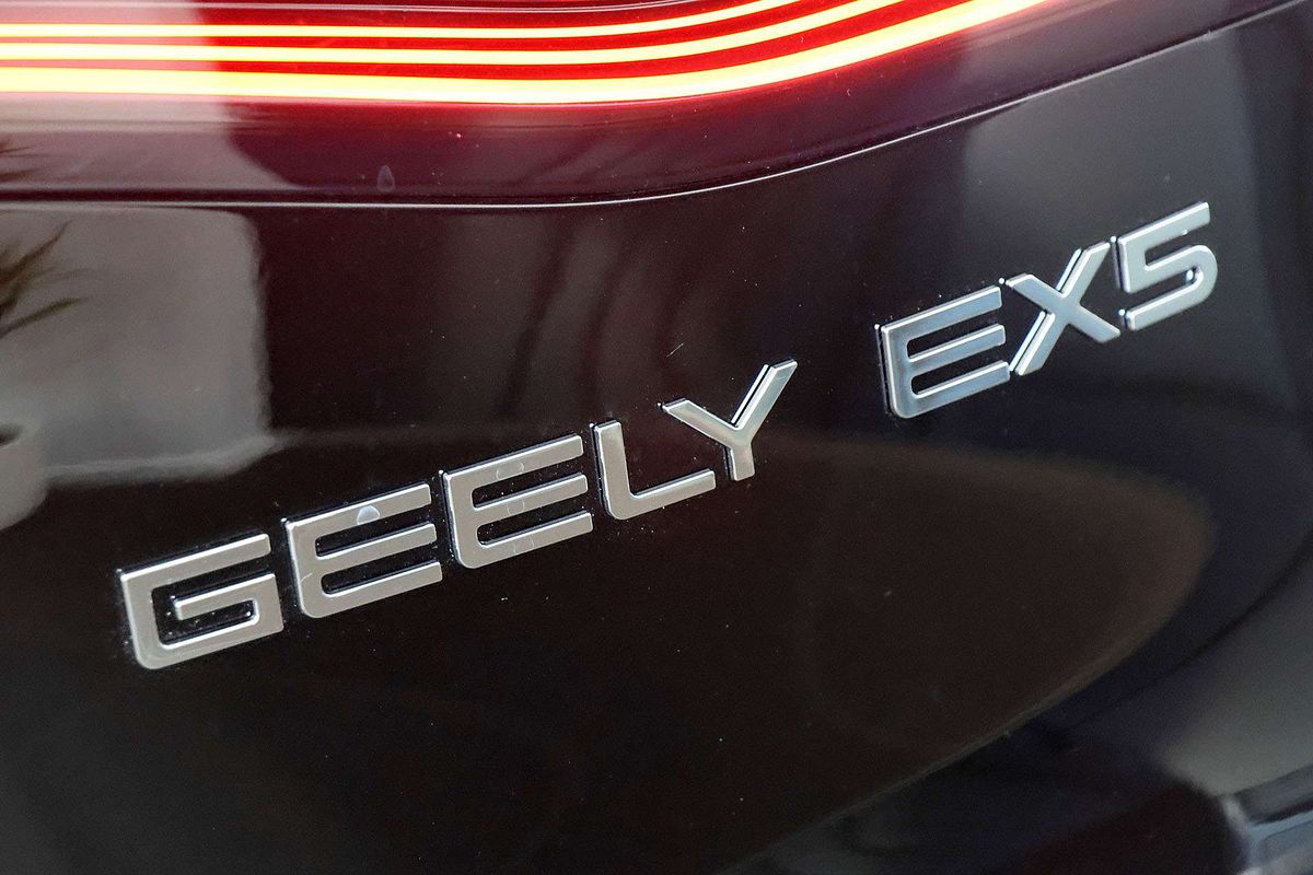 2025 Geely EX5 Inspire E245