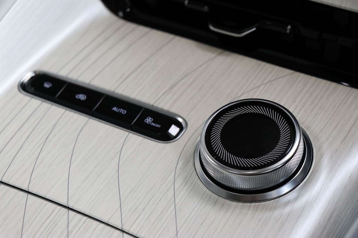 2025 Geely EX5 Inspire E245