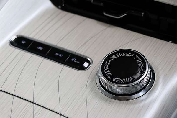 2025 Geely EX5 Inspire E245