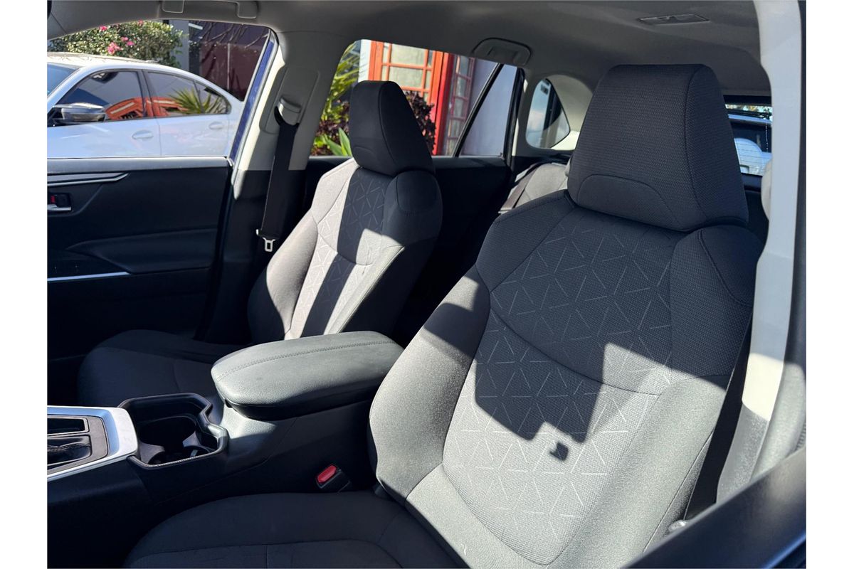 2019 Toyota RAV4 GXL MXAA52R