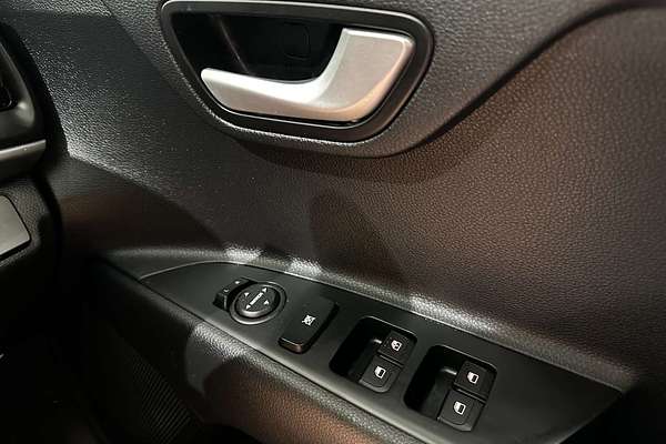 2021 Kia Stonic S YB