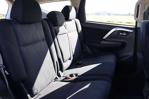 2022 Mitsubishi Pajero Sport GLX QF
