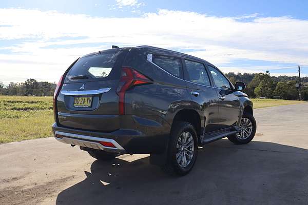 2022 Mitsubishi Pajero Sport GLX QF