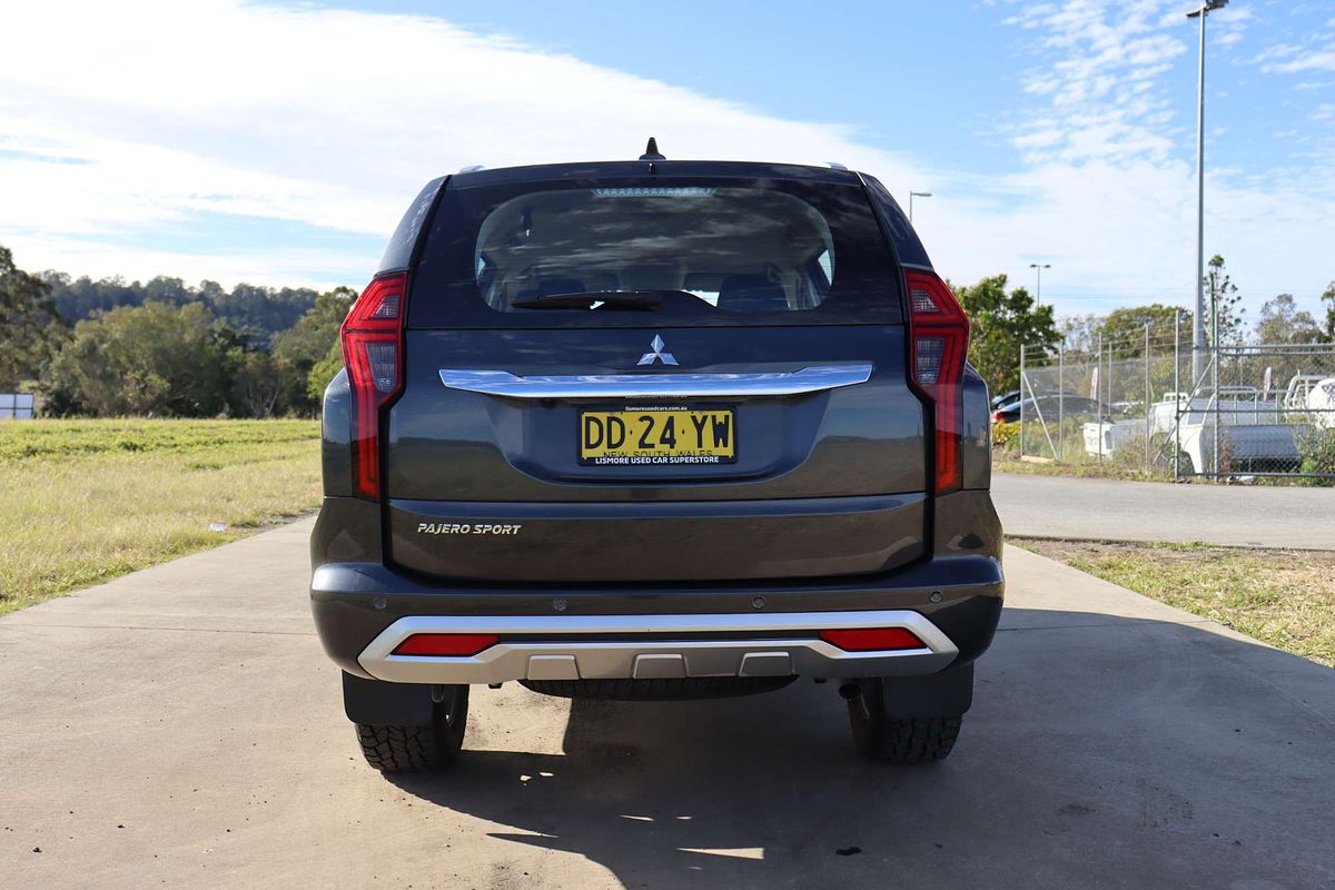 2022 Mitsubishi Pajero Sport GLX QF