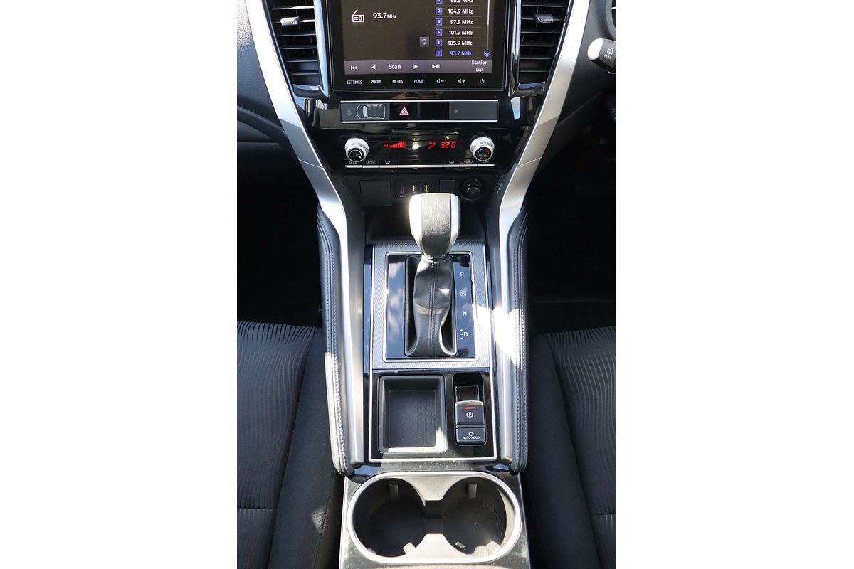 2022 Mitsubishi Pajero Sport GLX QF