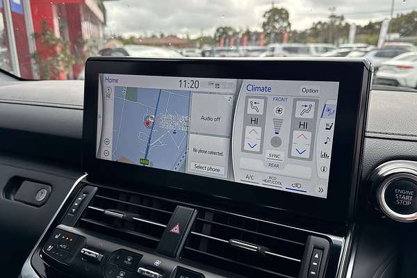 2022 Toyota Landcruiser Sahara FJA300R
