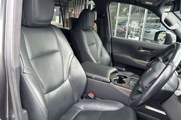 2022 Toyota Landcruiser Sahara FJA300R
