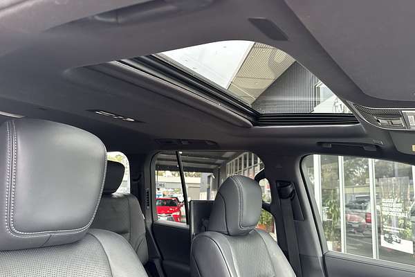 2022 Toyota Landcruiser Sahara FJA300R