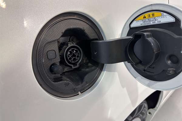 2013 Toyota Prius Plug in Hybrid ZVW35