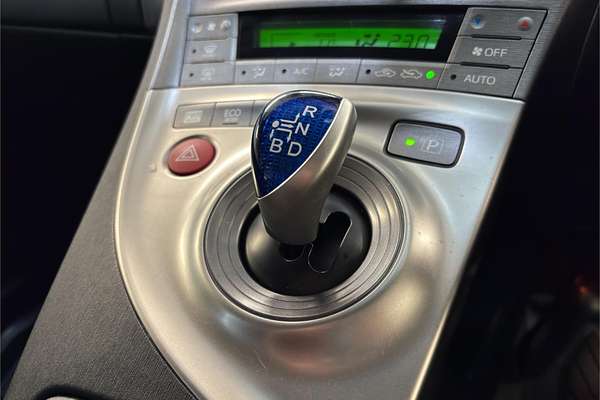 2013 Toyota Prius Plug in Hybrid ZVW35