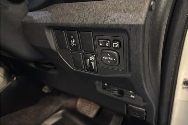 2013 Toyota Prius Plug in Hybrid ZVW35