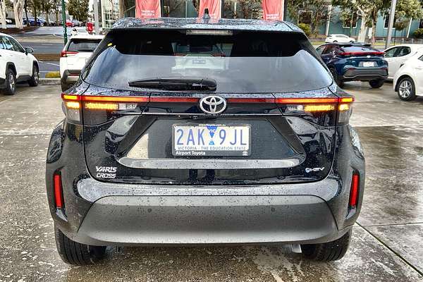 2024 Toyota Yaris Cross GXL MXPJ10R