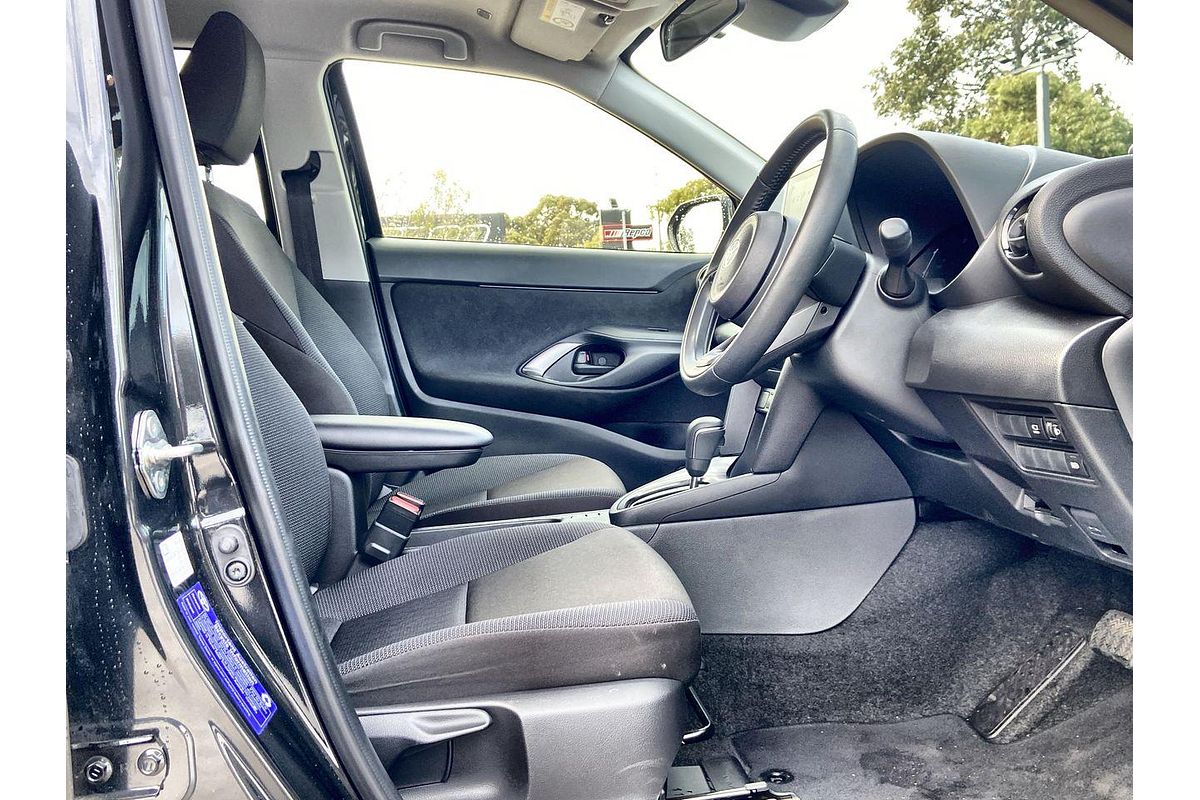 2024 Toyota Yaris Cross GXL MXPJ10R