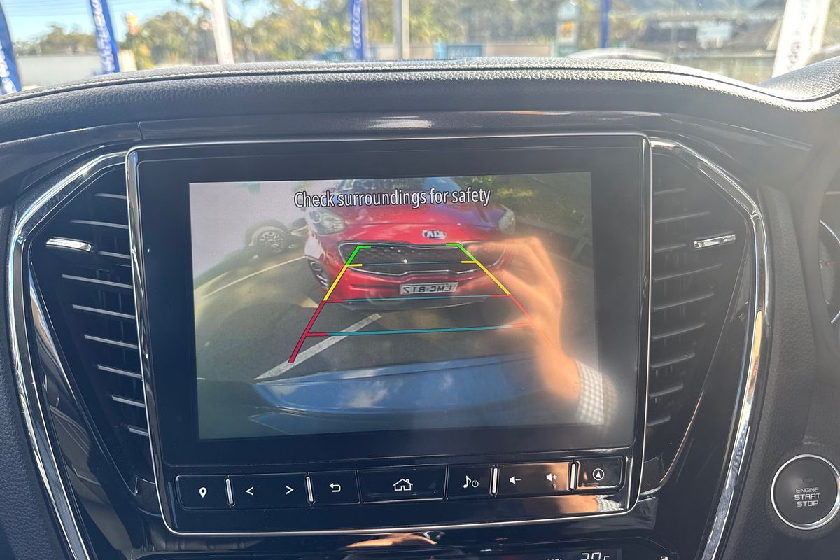 2022 Isuzu MU-X LS-T