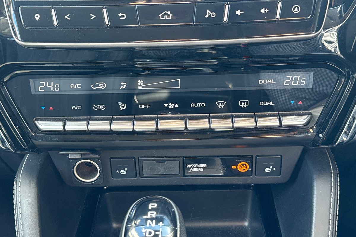 2022 Isuzu MU-X LS-T