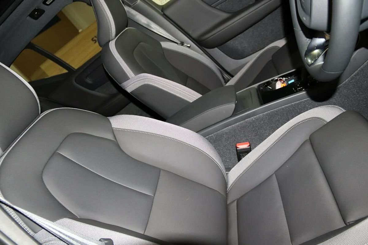 2024 Volvo XC40 Recharge Twin Pure Electric