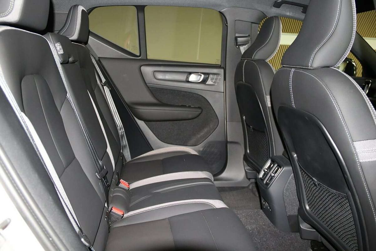 2024 Volvo XC40 Recharge Twin Pure Electric