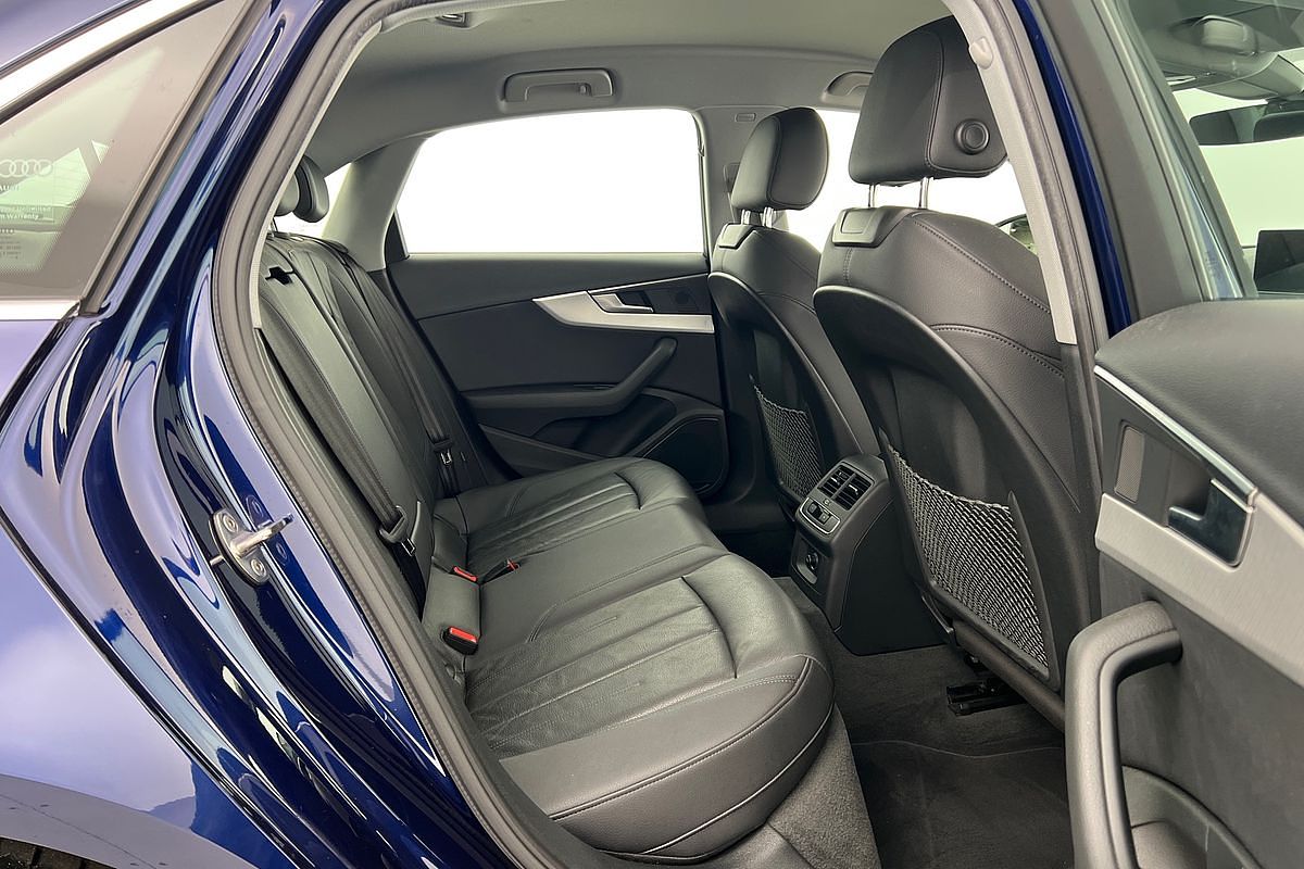 2019 Audi A4 45 TFSI S line B9
