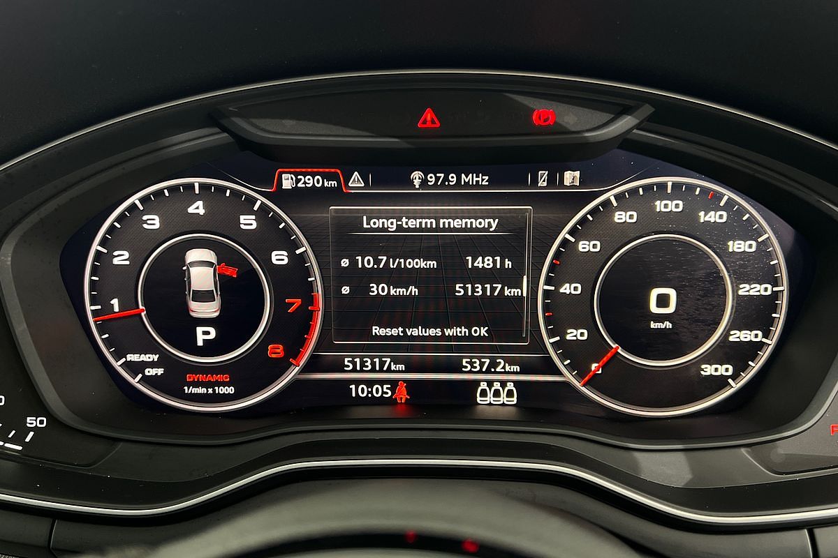 2019 Audi A4 45 TFSI S line B9