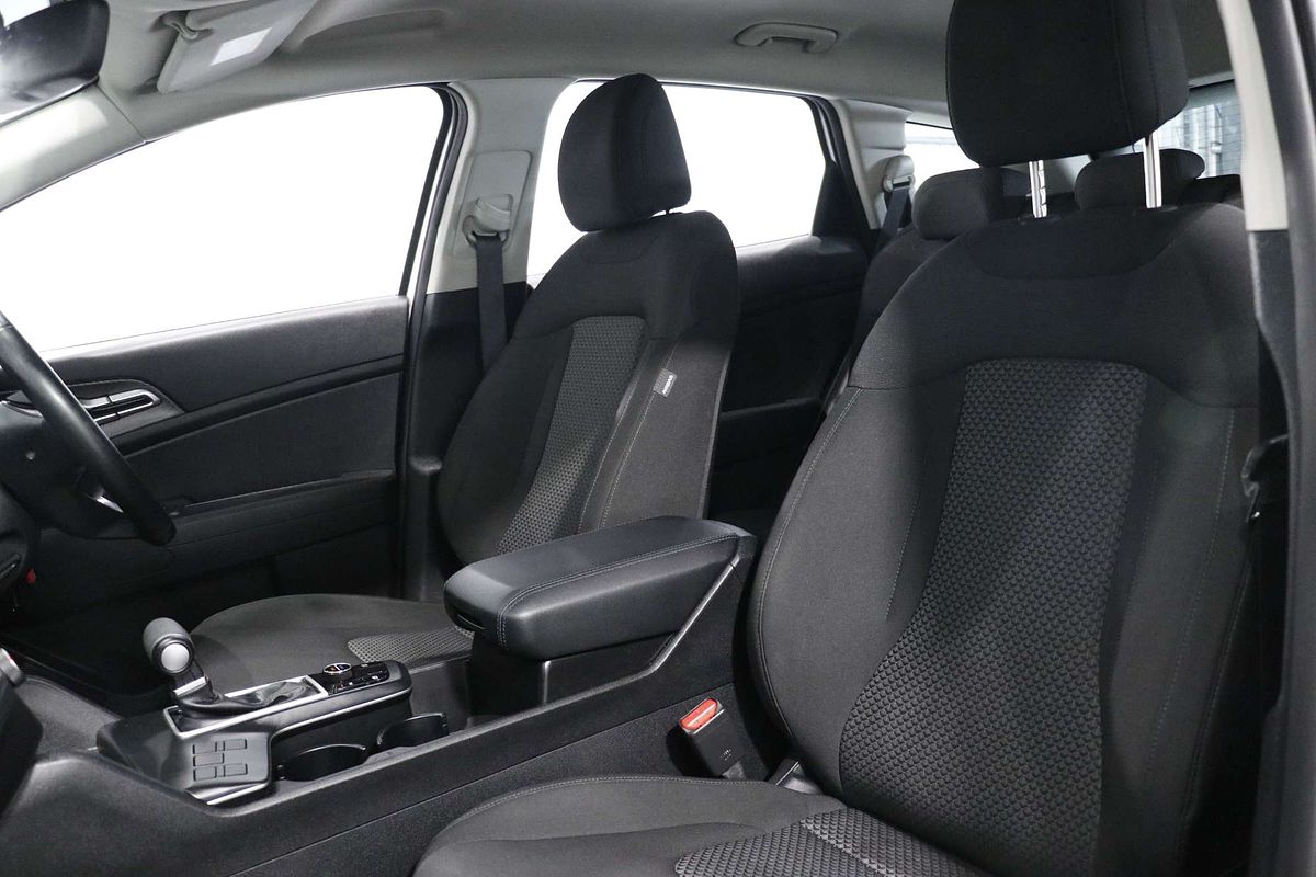 2021 Kia Sportage S NQ5