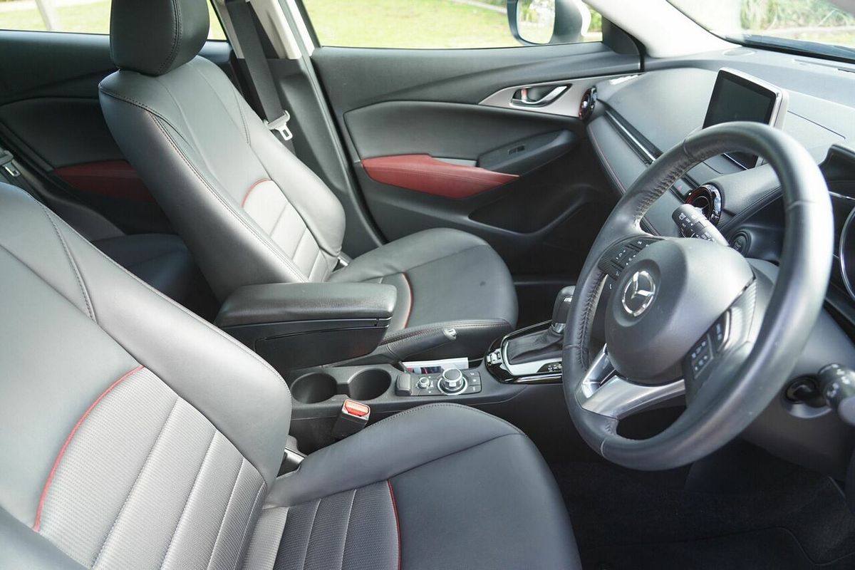 2015 Mazda CX-3 S Touring (FWD) DK