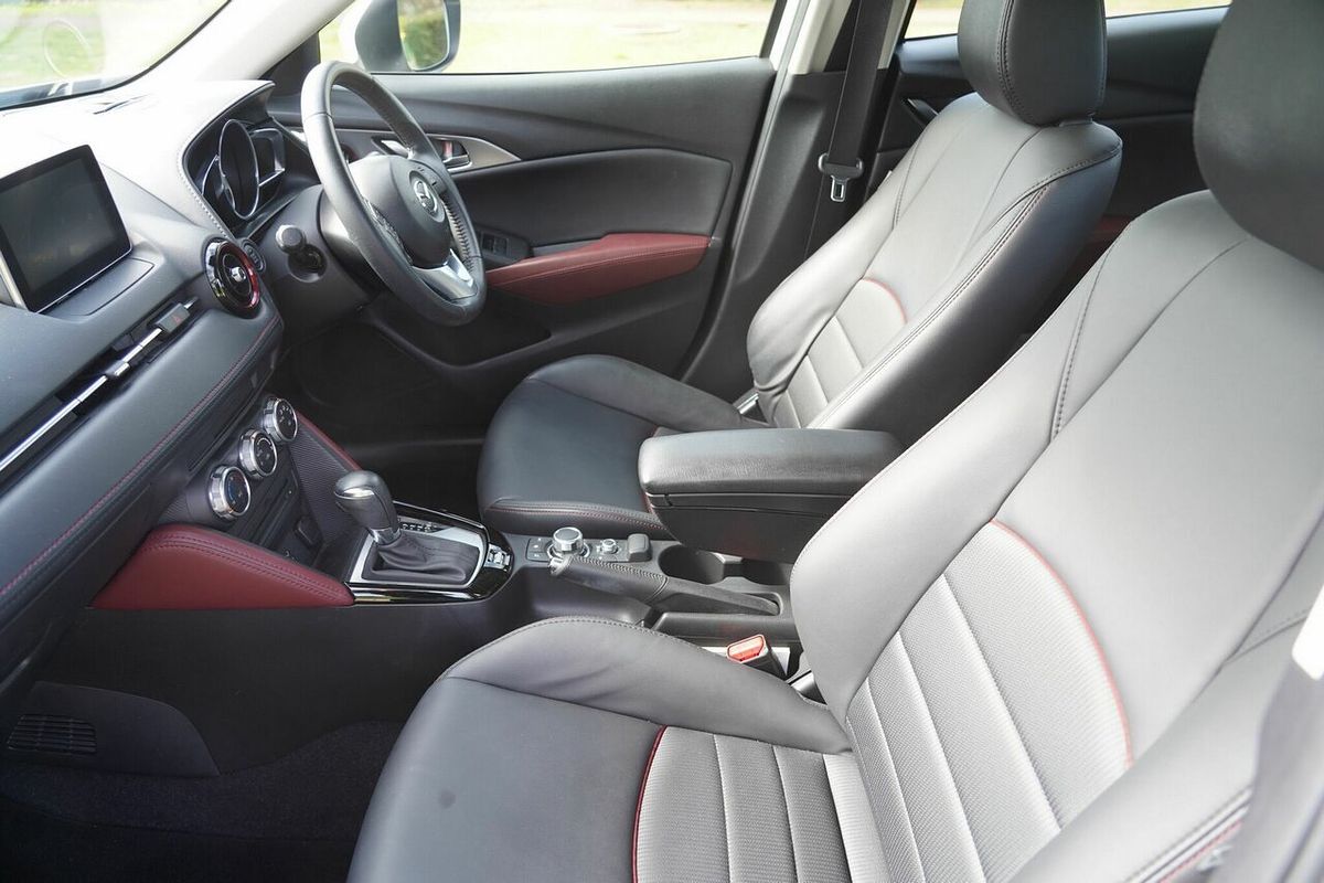 2015 Mazda CX-3 S Touring (FWD) DK