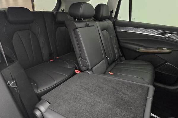 2025 MG QS Essence IS31