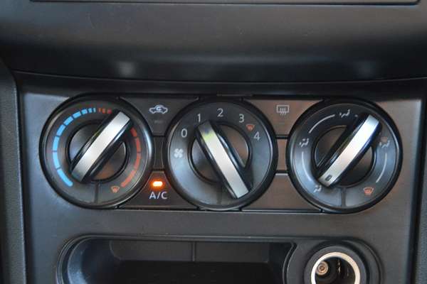 2013 Nissan Dualis ST J10 Series 3