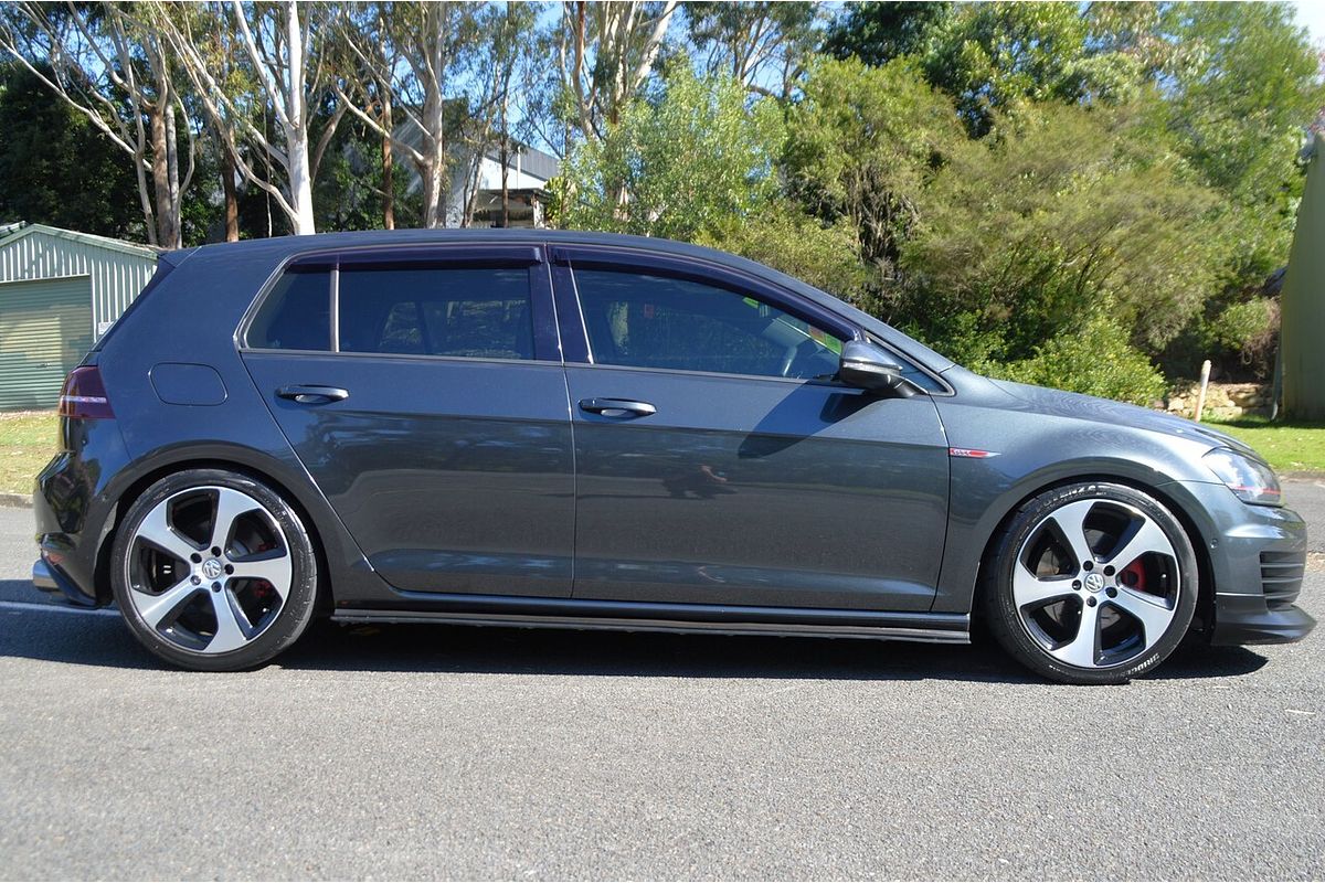 2016 Volkswagen Golf GTI 7