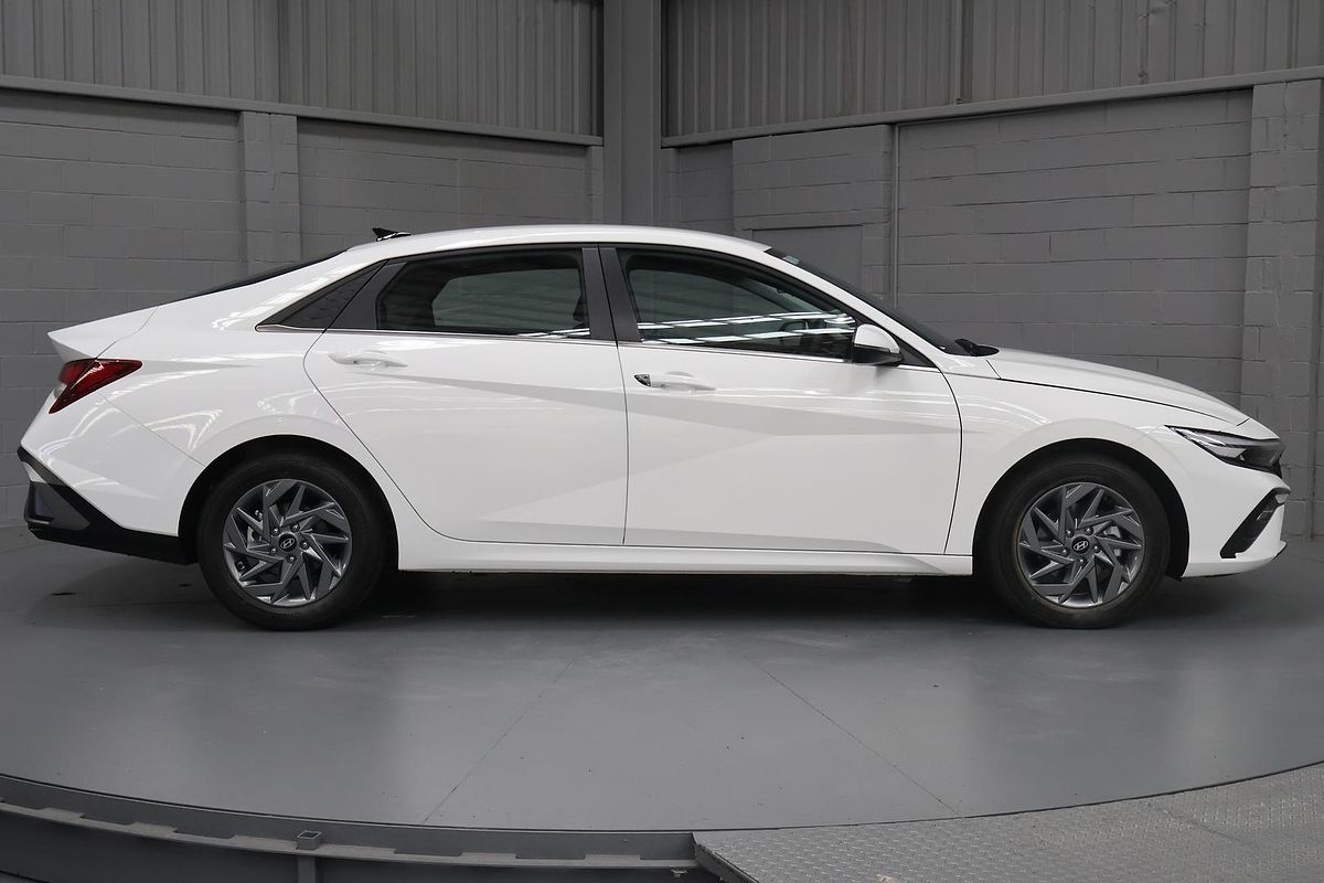 2024 Hyundai i30 Hybrid CN7.V2