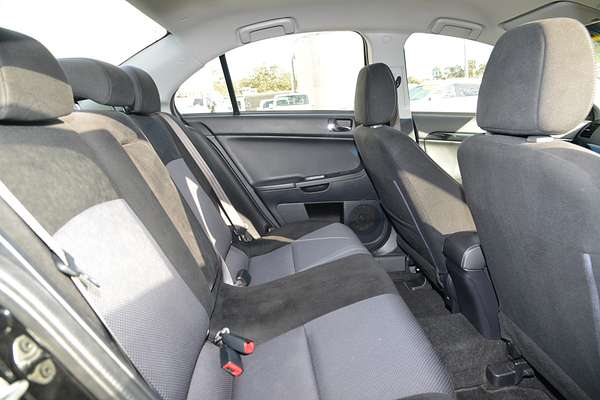 2017 Mitsubishi Lancer ES Sport CF