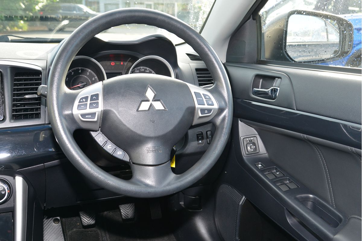 2017 Mitsubishi Lancer ES Sport CF