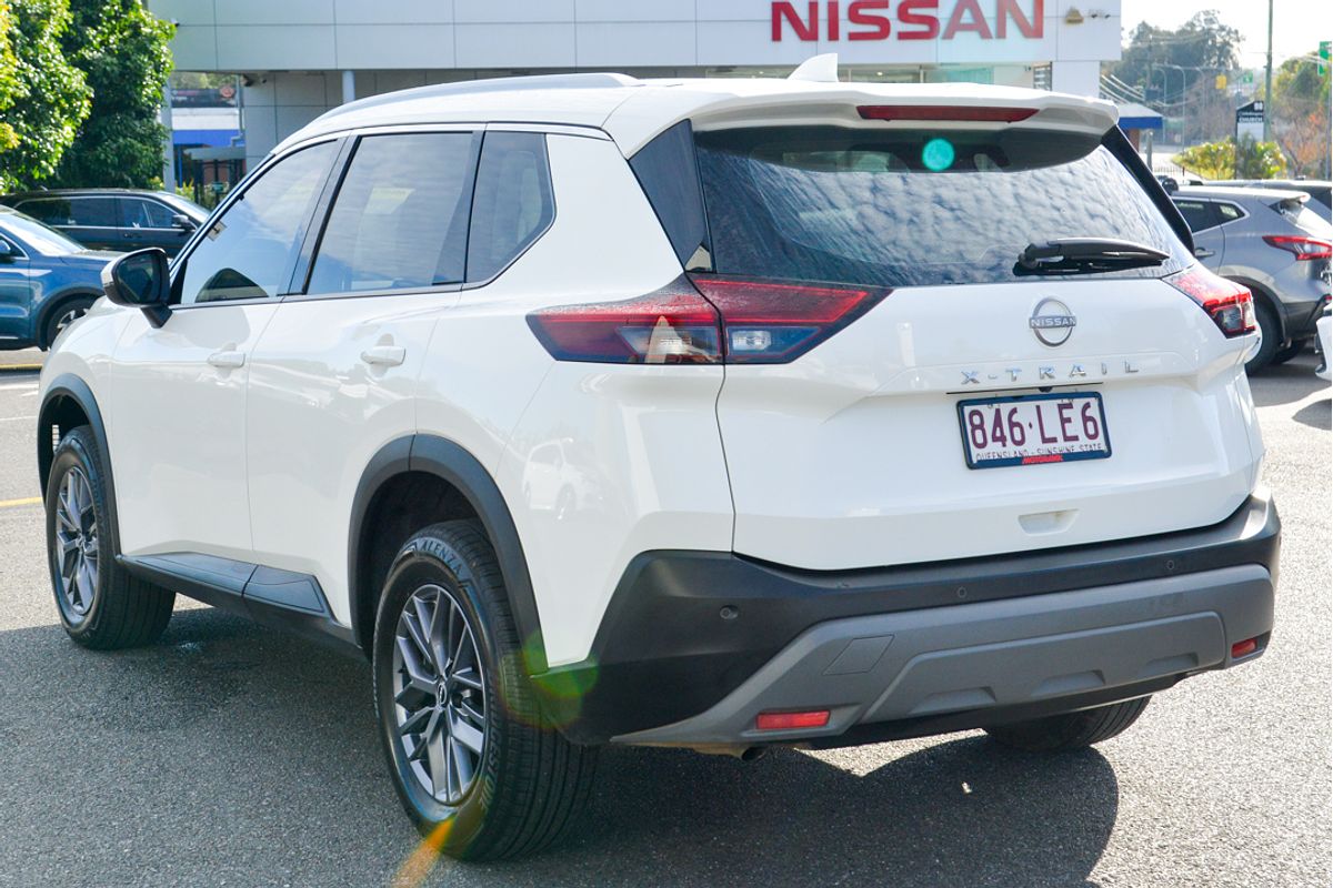 2024 Nissan X-TRAIL ST T33